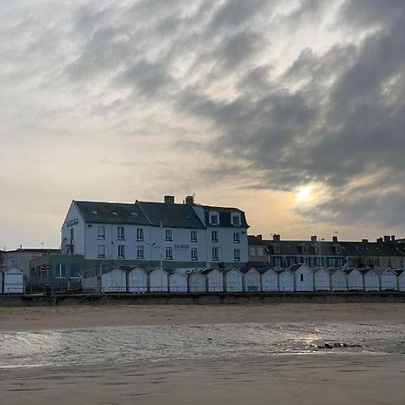 Beau Rivage Hotel-Restaurant Luc-sur-Mer ภายนอก รูปภาพ